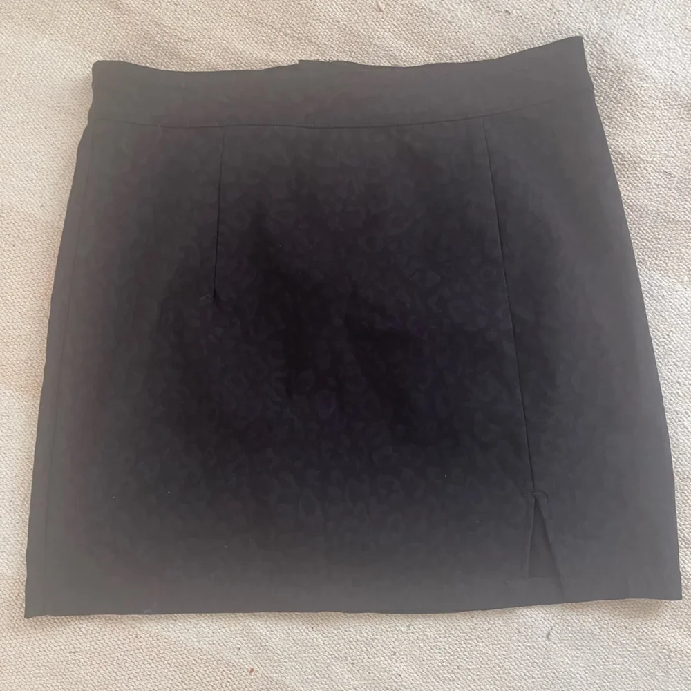 Garage mini skirt